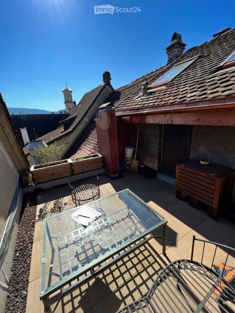 Wohnung 3.5 Zimmer. Vollständig renoviert. Altstadt (1)