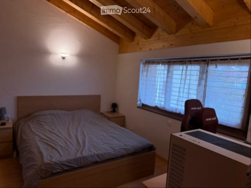 Zu vermieten: Superbe 3.5 Zimmer-Penthouse in Mollens (3)