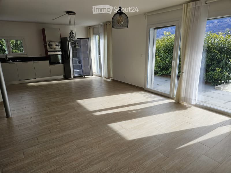For rent beautiful individual villa in Sensine (2)
