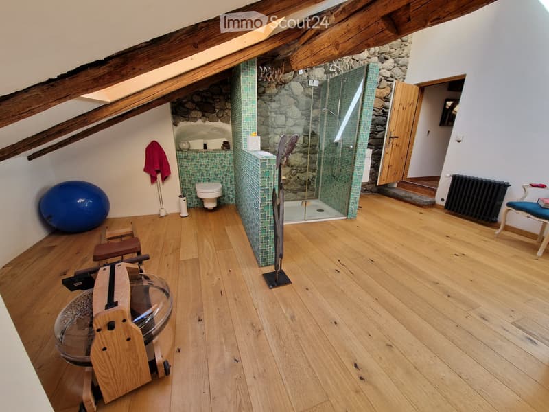 Prächtiges Dachgeschoß-Duplex mit 5,5 Zimmern in Martigny (5)
