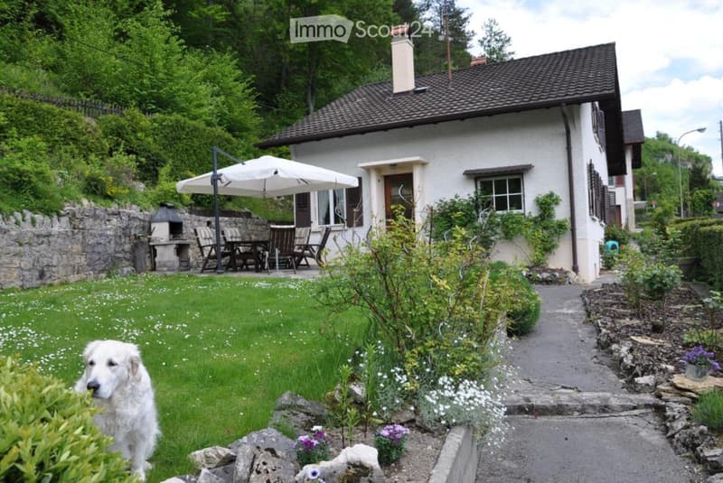 Familienhaus mit 6.5 Zimmern in St-Ursanne (1)