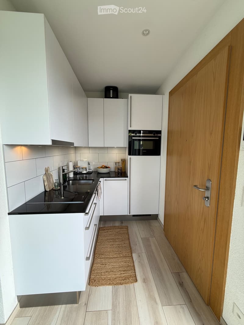 Moderne möbliertes Studio zur Miete in idealer Lage (1)