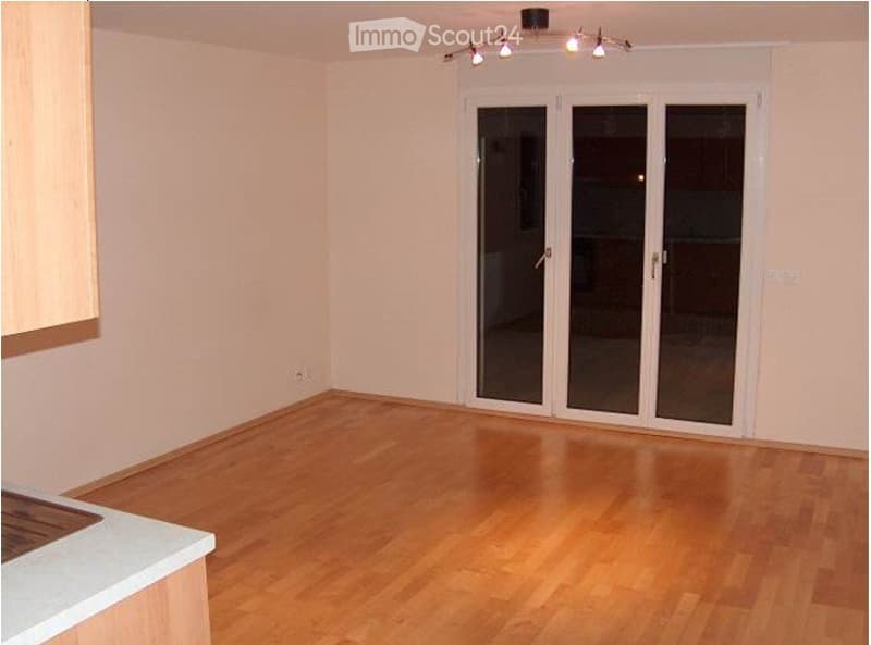 Wohnung zur Miete (2)