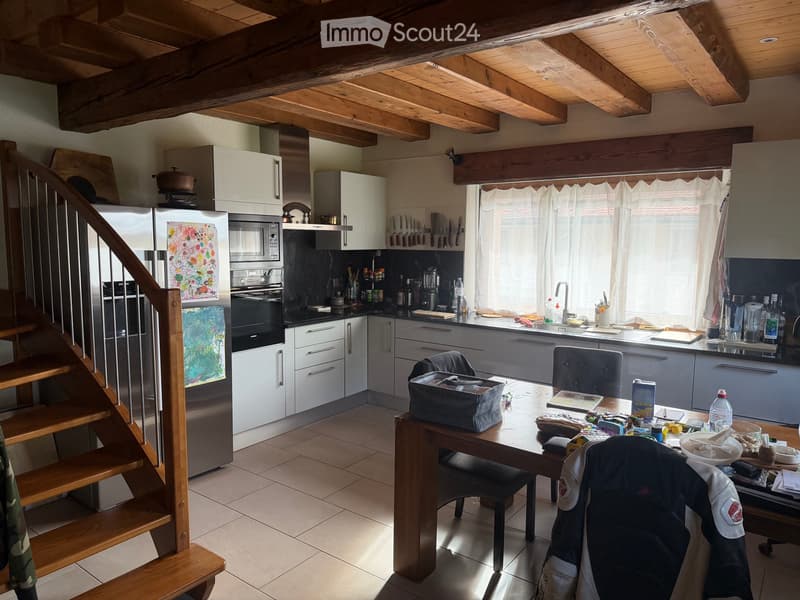 Zu Vermieten: Superbe 3.5 Zimmer-Duplex mit Garage (1)