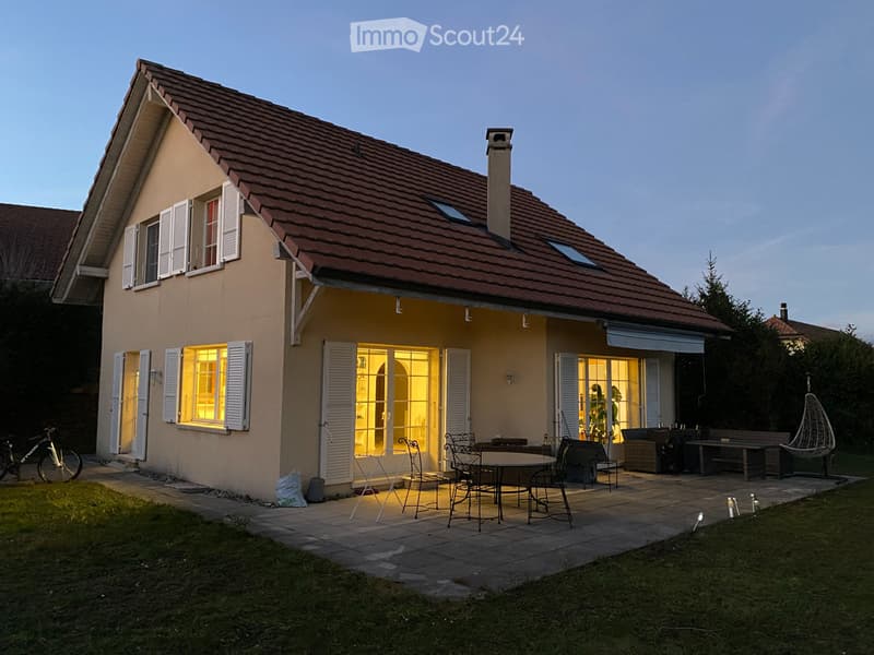 Mitbewohner in einem schönen Einfamilienhaus - Mezieres (1)