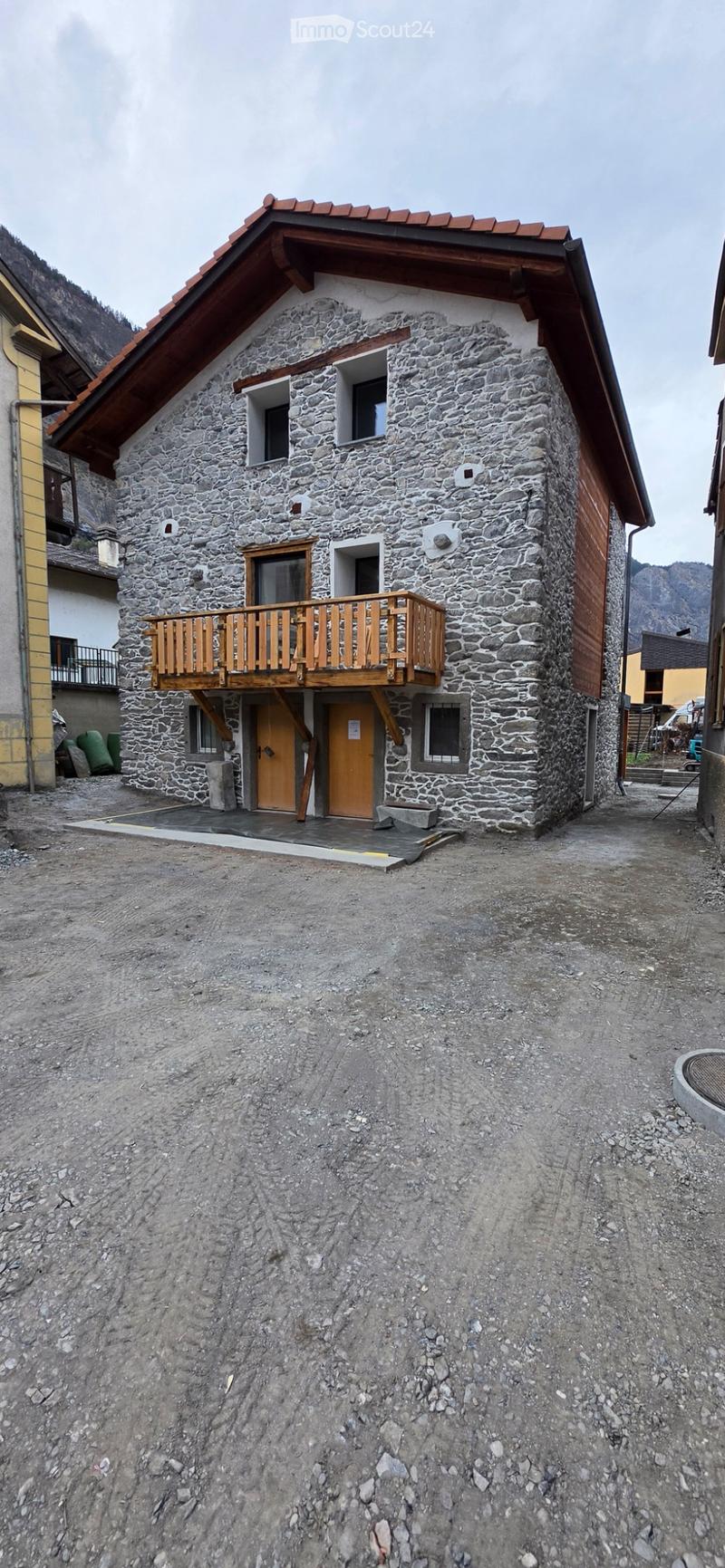 Casa nuova di 4,5 locali e 100m2 in affitto (1)