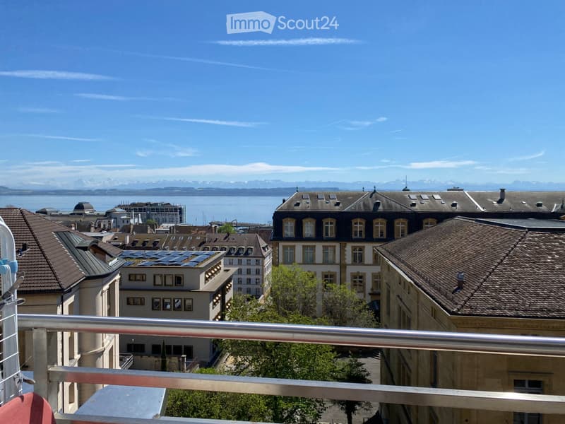 Apartment on the top floor with a view of the lake (2)