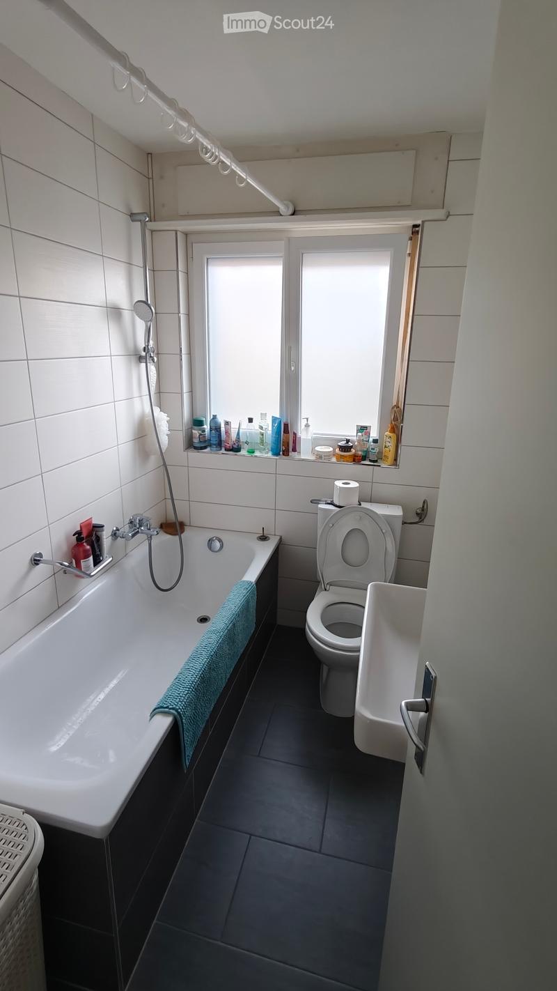 Prächtige 4.5-Zimmer-Wohnung mit großem Balkon (3)