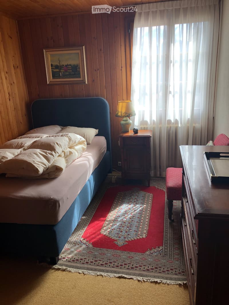 Unabhängiges Zimmer in der ruhigen Umgebung der Freiburger Voralpen (1)
