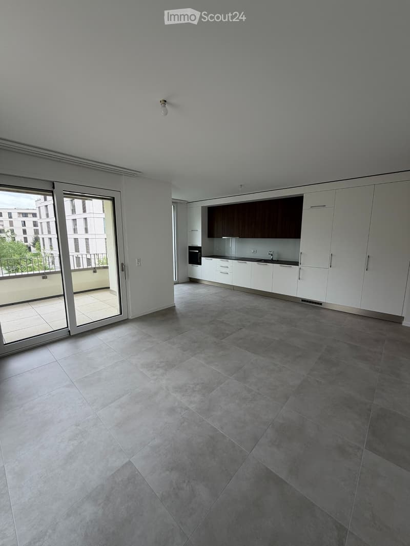 Neue 3.5-Zimmer-Wohnung - 85 m² - mit Balkon (2)