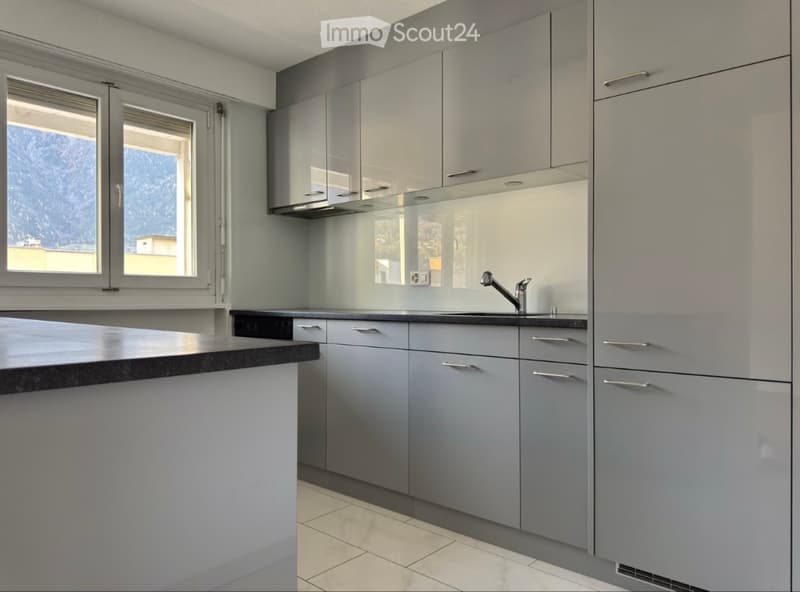 Rent a 4 Rooms Apartament in Naters (3)