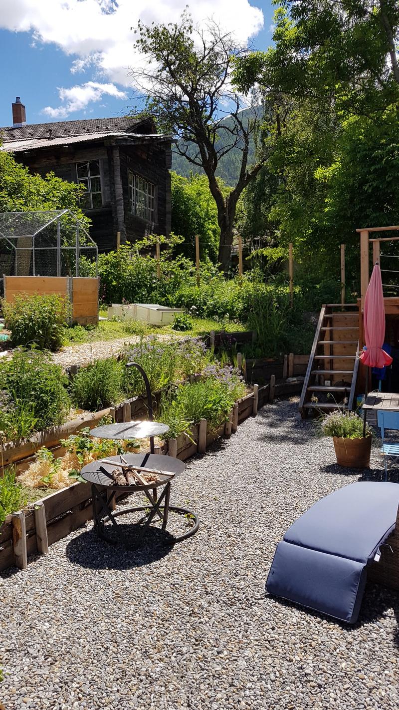 Maison écologique Tiny House (Fahrnisbaute) avec jardin de permaculture de 531 m2 (4)