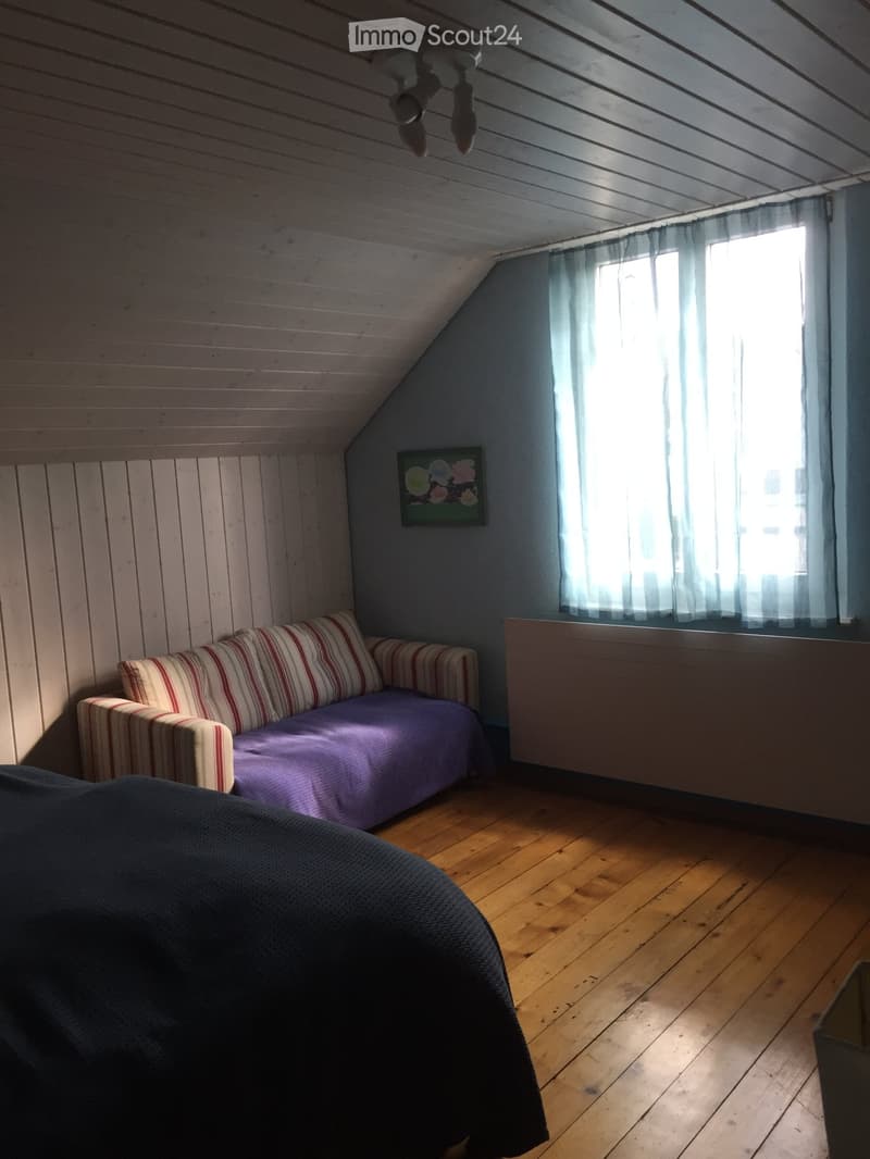 Möbliertes Zimmer, ab 3. August 2026 oder nach Vereinbarung (2)