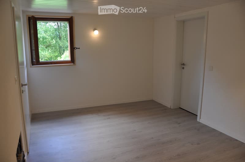 2 rooms with garden in quiet villa (1)