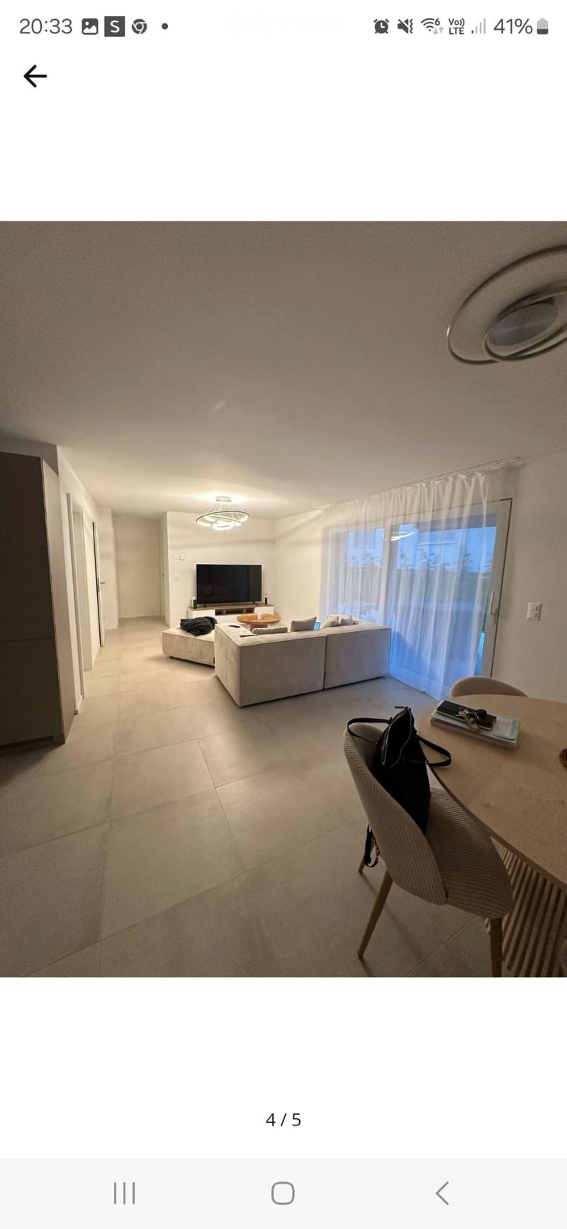 Moderne 3,5-Zimmer-Wohnung mit großer Terrasse (3)