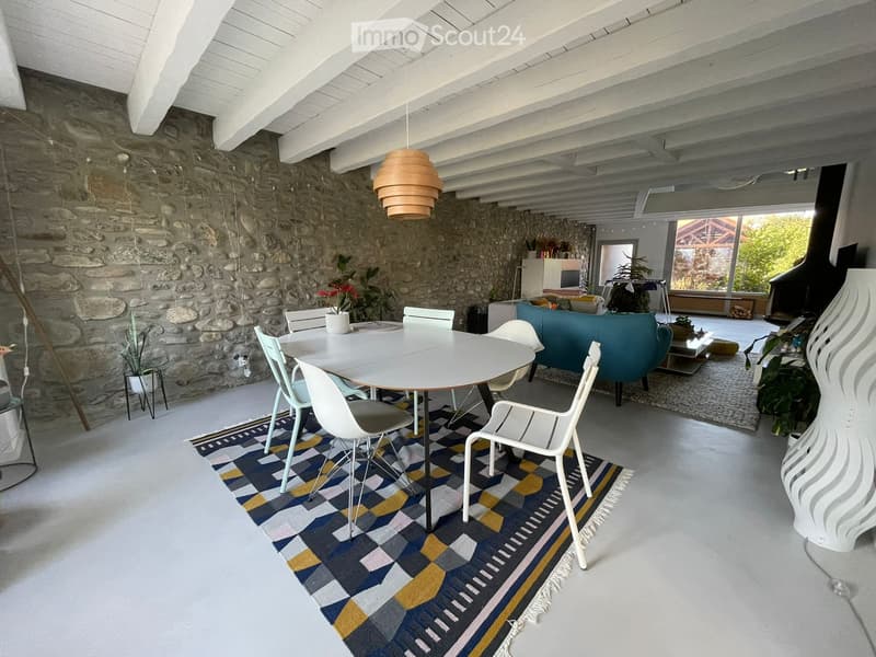 Maison de XXème siècle recemment renovée en campagne (4)