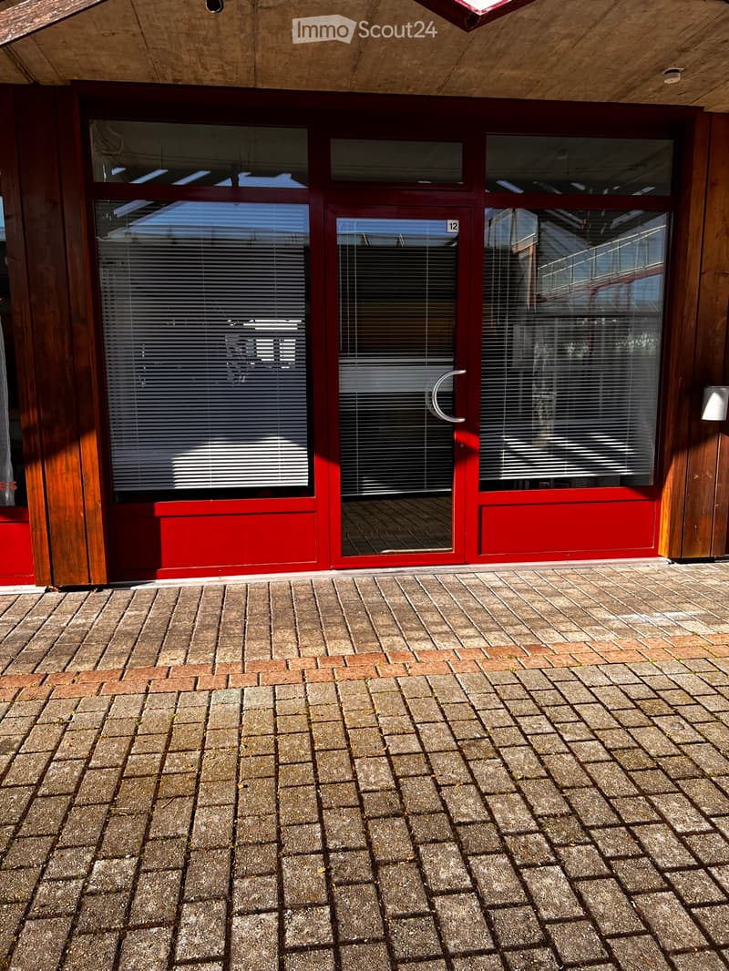 Büro/Kommerzieller Raum, Therapien (1)
