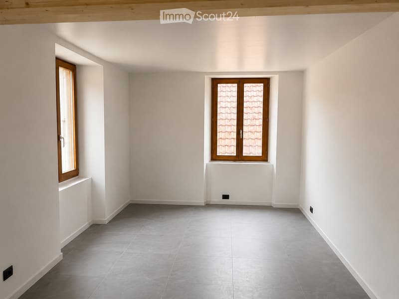 Zu vermieten in Buttes (NE) eine 5-Zimmer-Wohnung, die renoviert wurde (2)