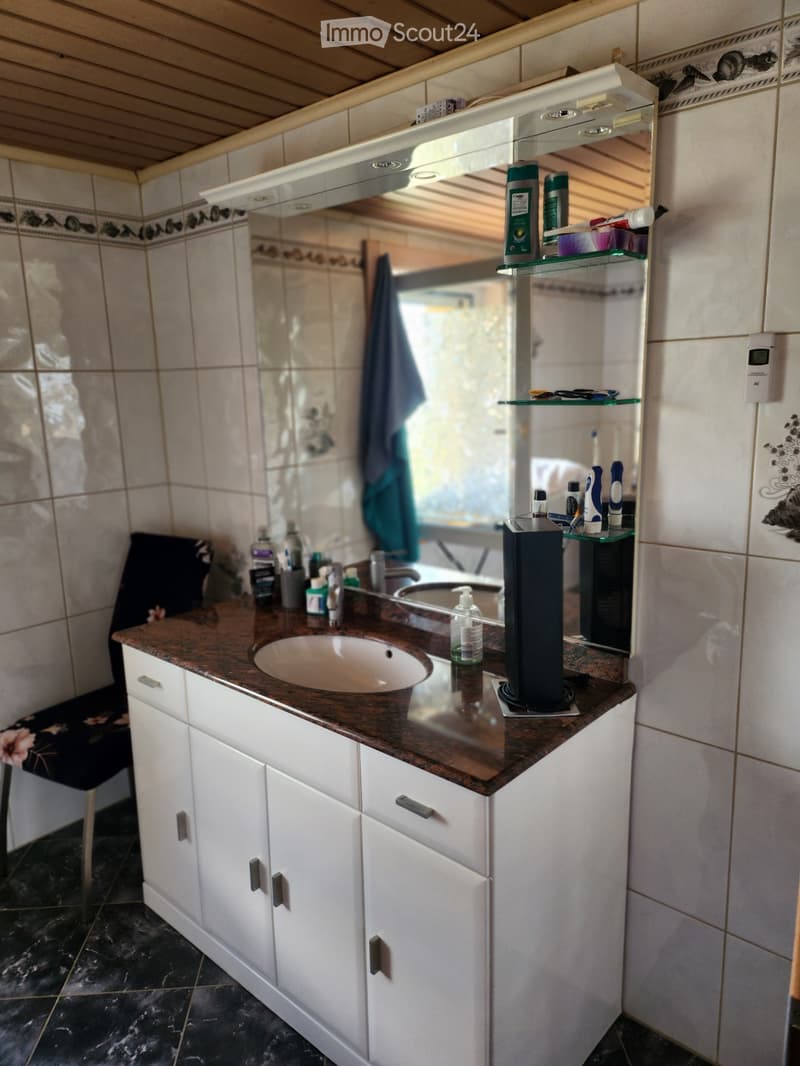 Zimmer zu vermieten für den 1. August 2026 oder zu vereinbaren (3)