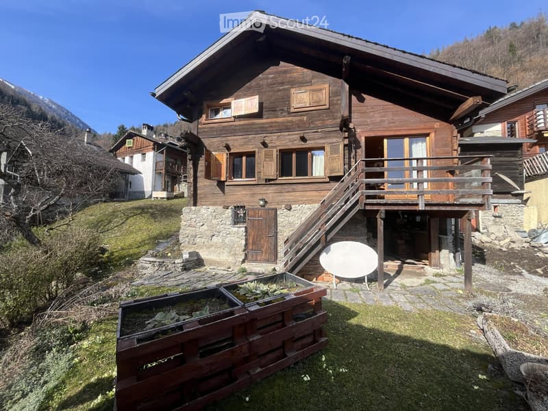 Chalet authentique au calme Martigny-Combe (Le Fays) (1)