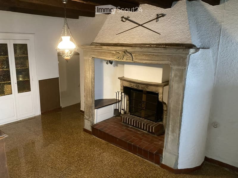 Haus/Gebäude zur Sanierung (2)