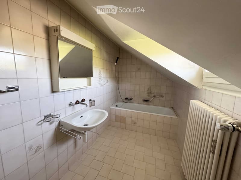 Beautiful and spacious 3.5-room apartment fully furnished in Glovelier (Jura) (5)