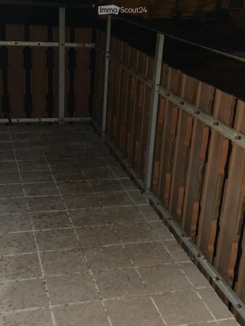 Wohnung 2 Zimmer mit Balkon (2)