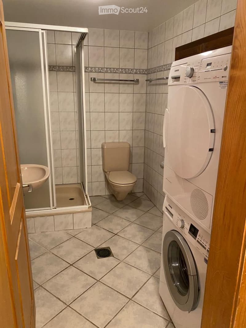 Wohnung 2 Zimmer mit Balkon (4)