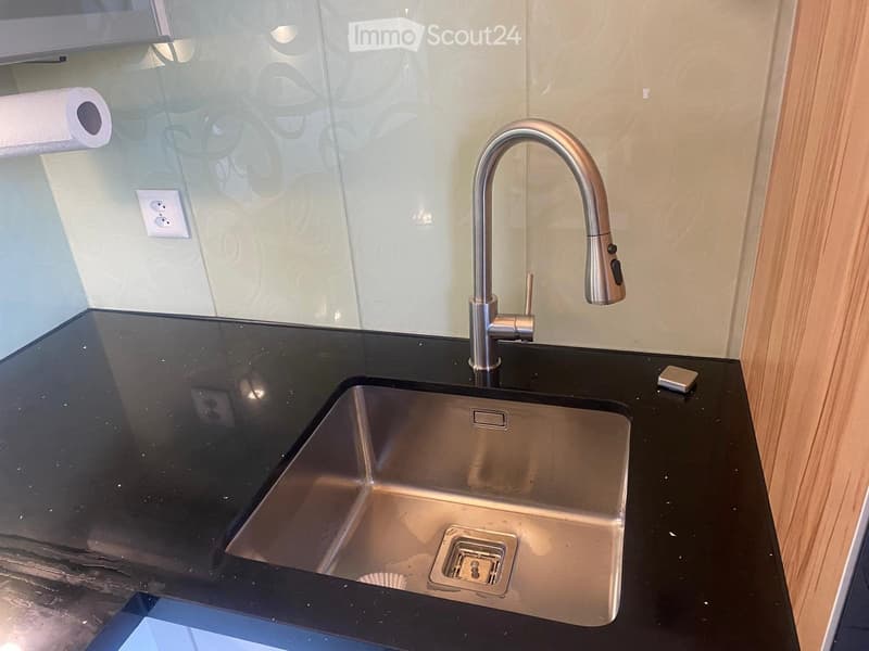 Beautiful bright 5.5 room maisonette apartment (2)