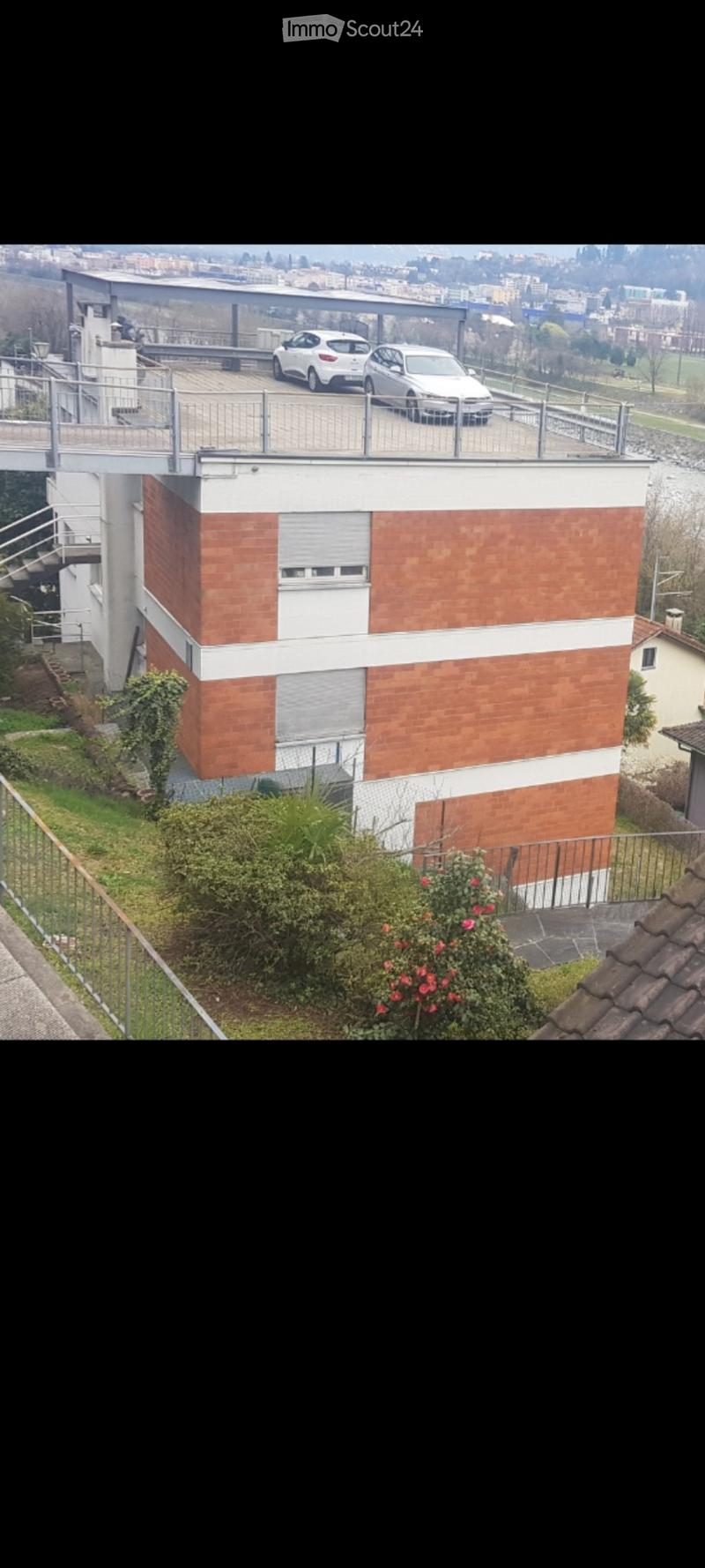 STABILE A REDDITO DI 3 APPART. ZONA RESIDENZIALE (5)