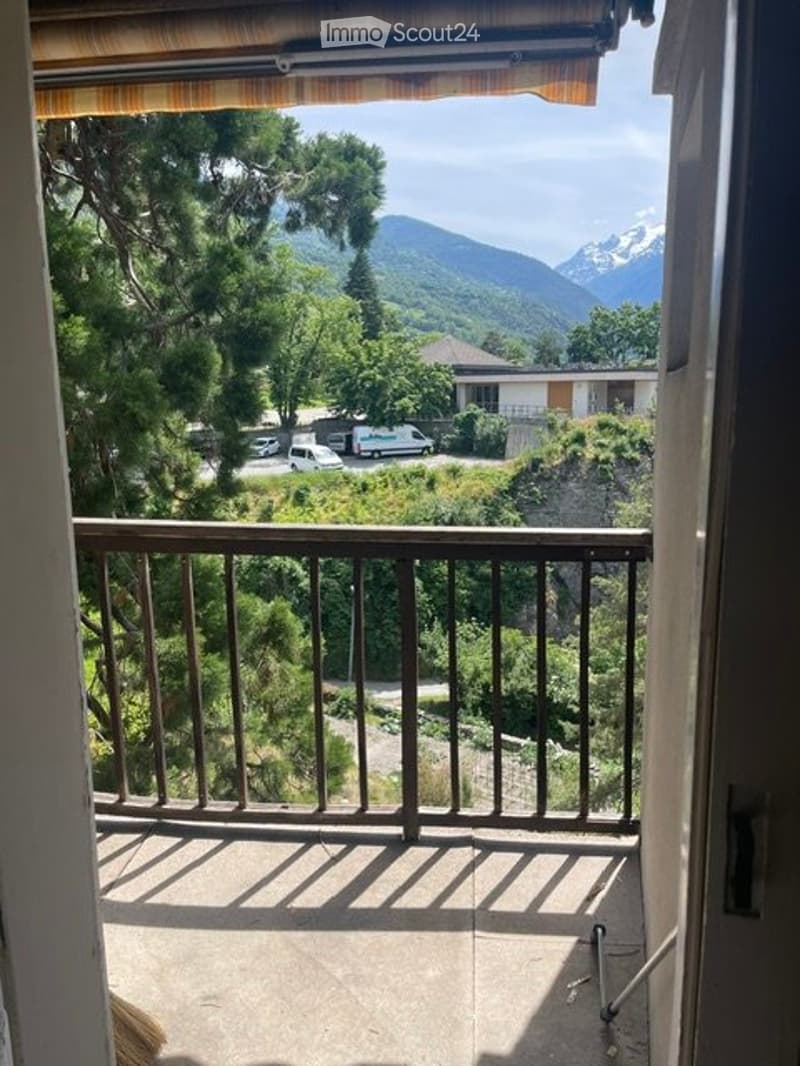 Appartamento di 4,5 locali nel centro di Visp anche come appartamento condiviso (1)