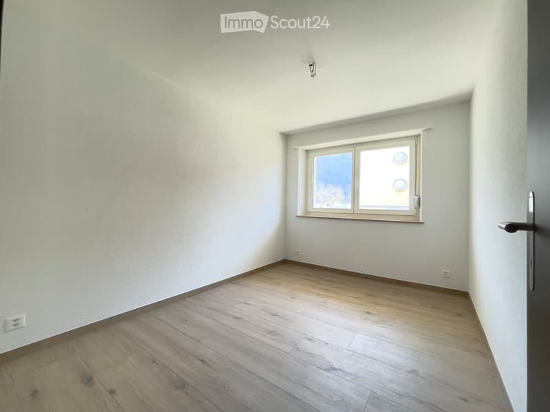 Moutier, Courtine 12 - Large 3.5-room apartment with small terrace (6)