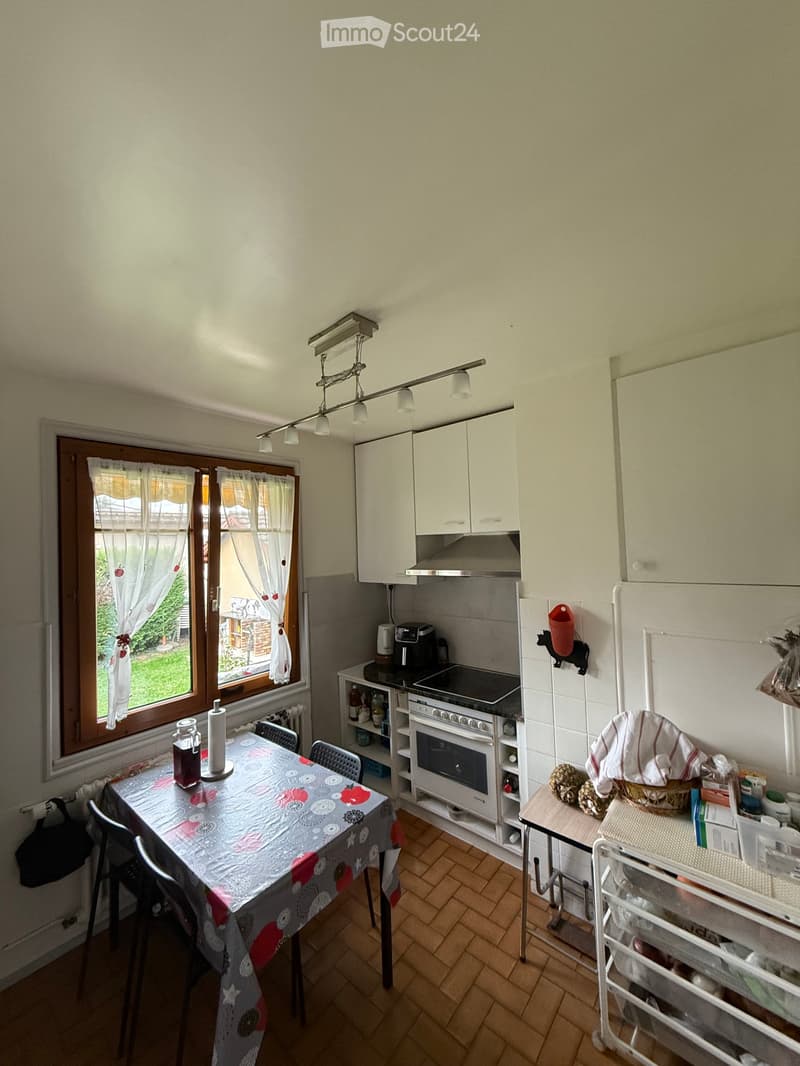 Room for rent in a house (5)