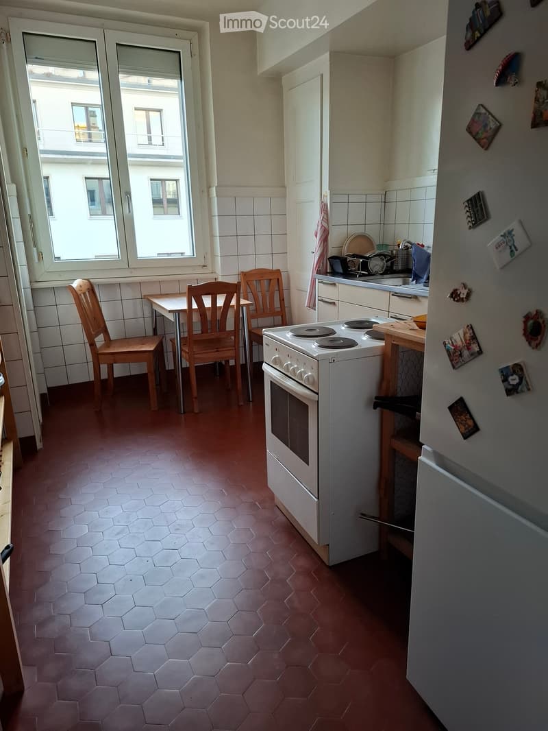 Chambre à louer à Lausanne centre (2)
