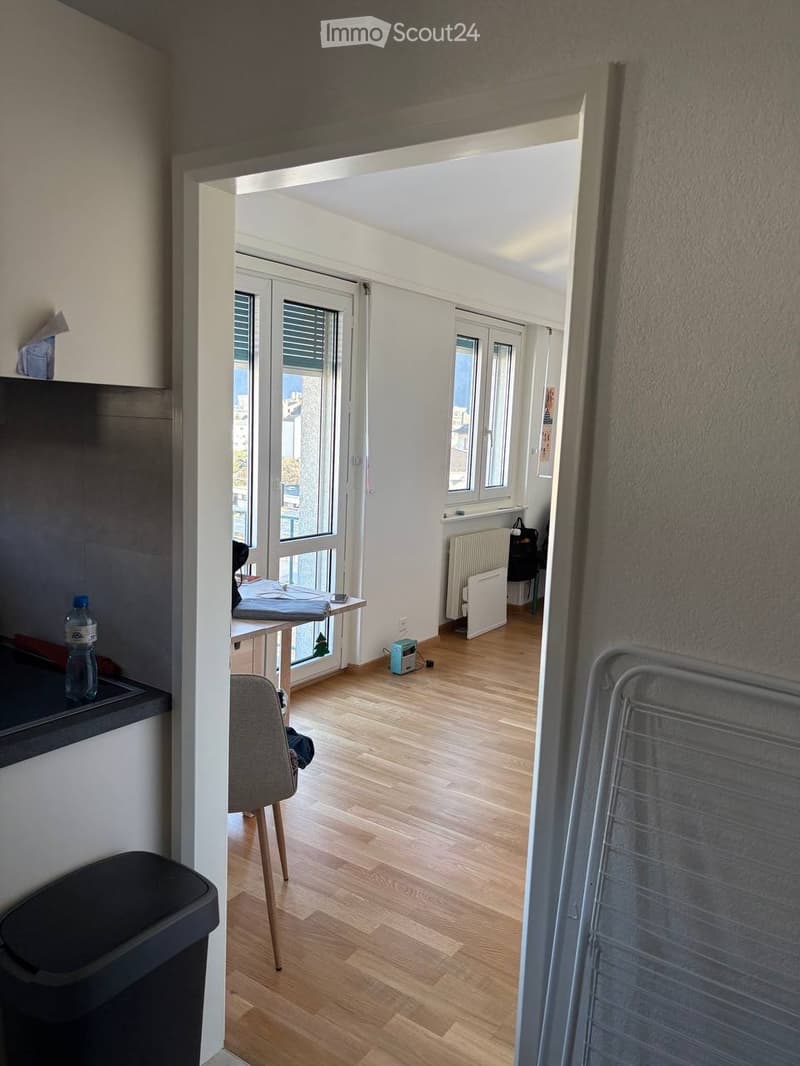 Studio mitten im Zentrum von Martigny, komplett neu (3)
