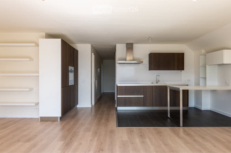 Schöne 3.5-Zimmer-Wohnung zum Verkauf (3)