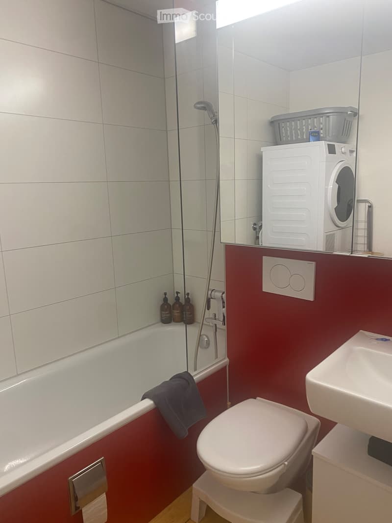 Charming 1.5 room studio of about 50m² in the city center (5)