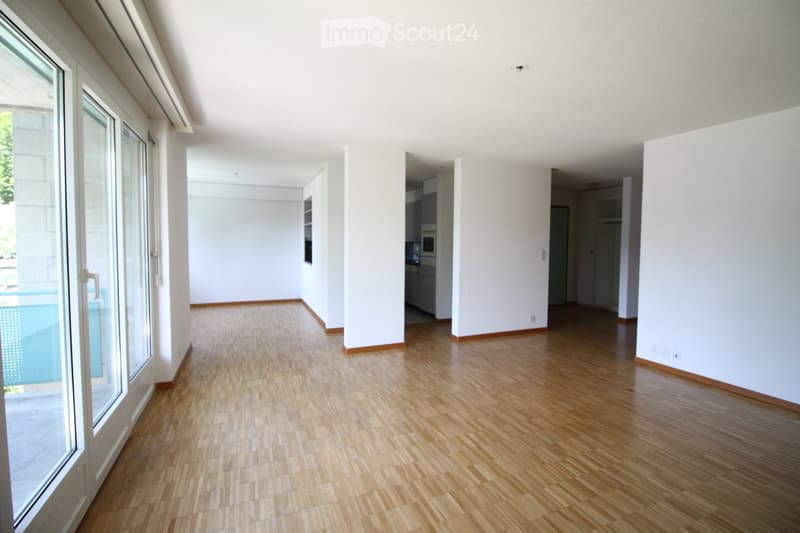 Moutier, Petit-Val 14 - Großes 4,5 Zimmer (8)