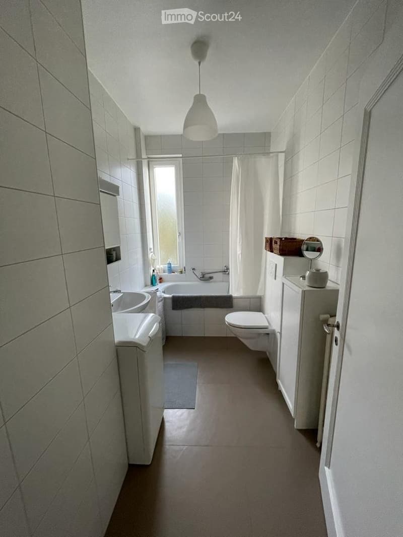 NYON 2-Zimmer-Wohnung ab 1. August verfügbar - CHF 1796 (4)