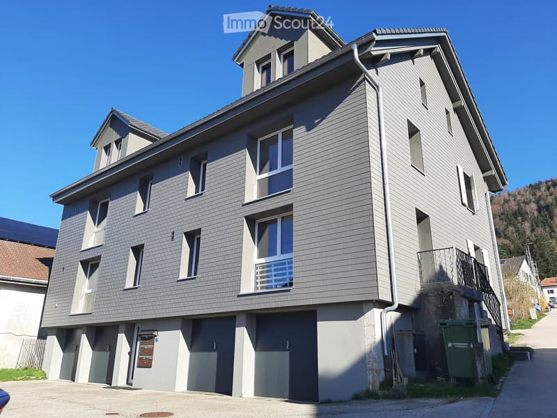 Ein Apartment mit 3.5 Zimmern und Terrasse in Saules (NE), Doloires 21 (5)
