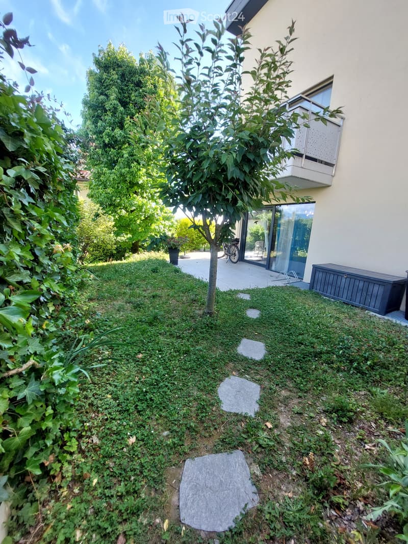 Mietvertrag zu übernehmen: 3,5 Zimmer mit Garten und Seeblick (4)