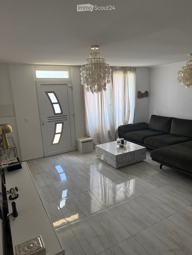 Beautiful 4.5-room apartment in LAuberson (2)