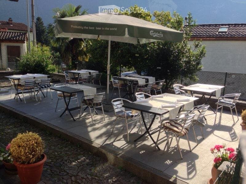 Particulier vend maison avec taverna à Bellinzonese (2)