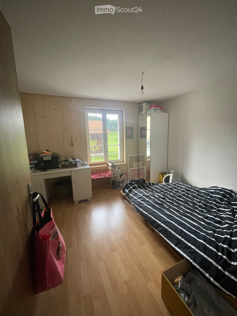 Wohnung mit 2.5 Zimmern in La Chaux-du-Milieu (5)