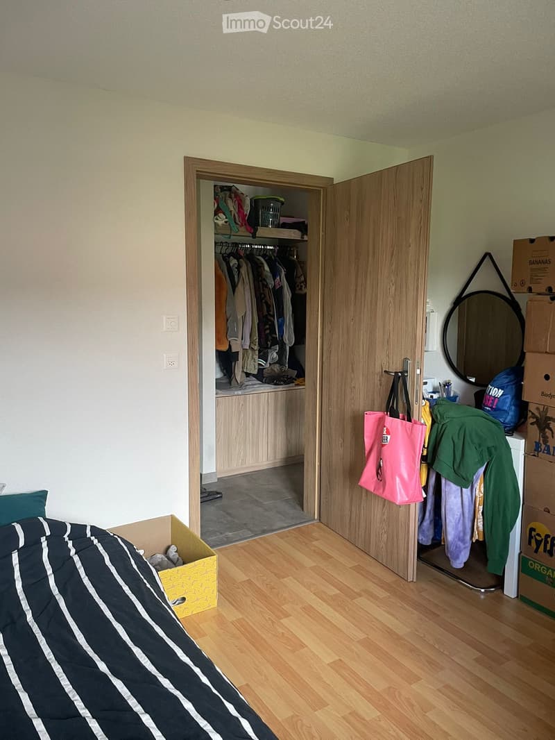 Wohnung mit 2.5 Zimmern in La Chaux-du-Milieu (4)