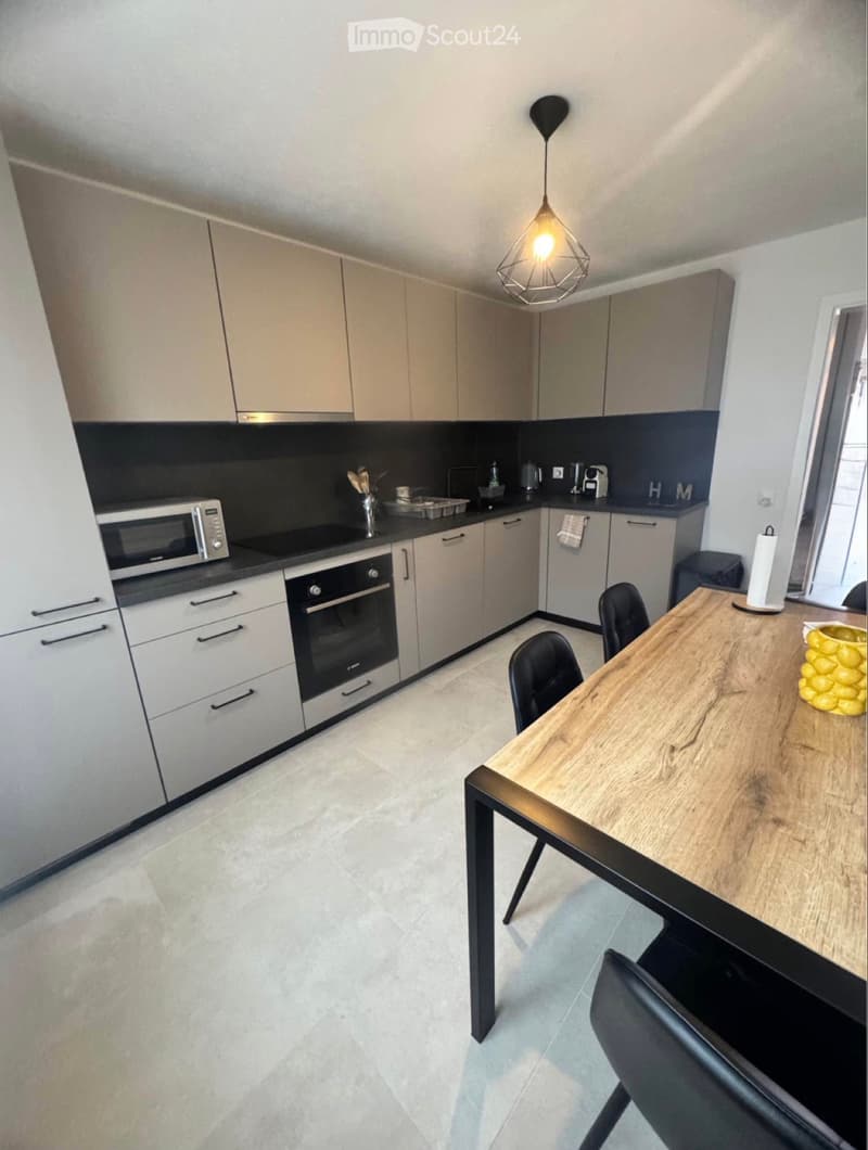 4,5 Zimmer Bevaix mit Seeblick ab Mitte August oder zu vereinbaren (3)