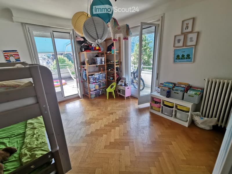Appartement de 3,5 pièces à Aigle. Disponible:1er Juillet. (5)