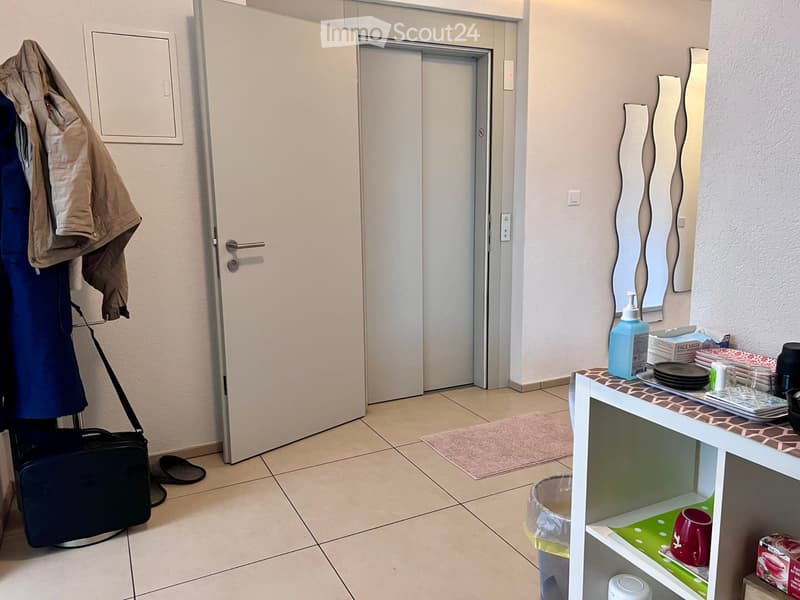 Moderne und helle Dachgeschosswohnung (5)