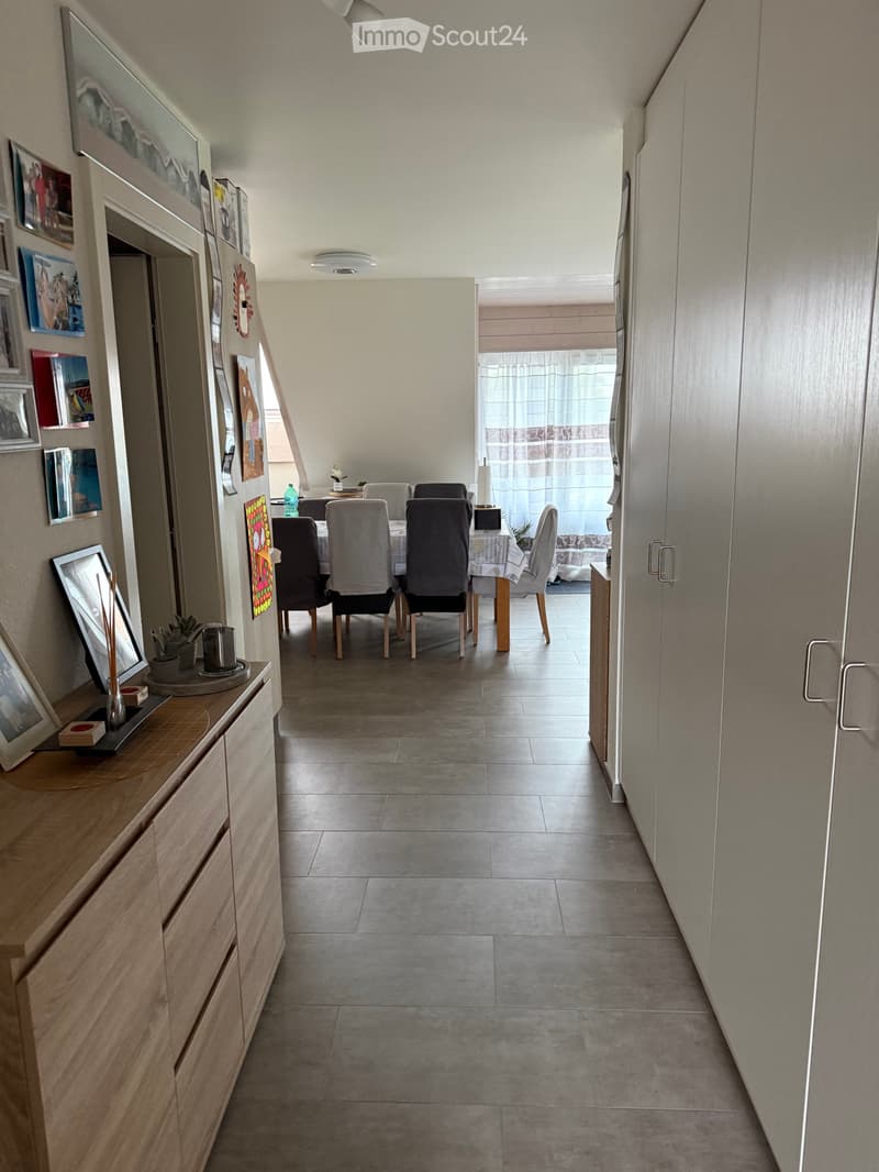 Apartment 3.5 rooms with 90 m² and 2 parking spaces (5)