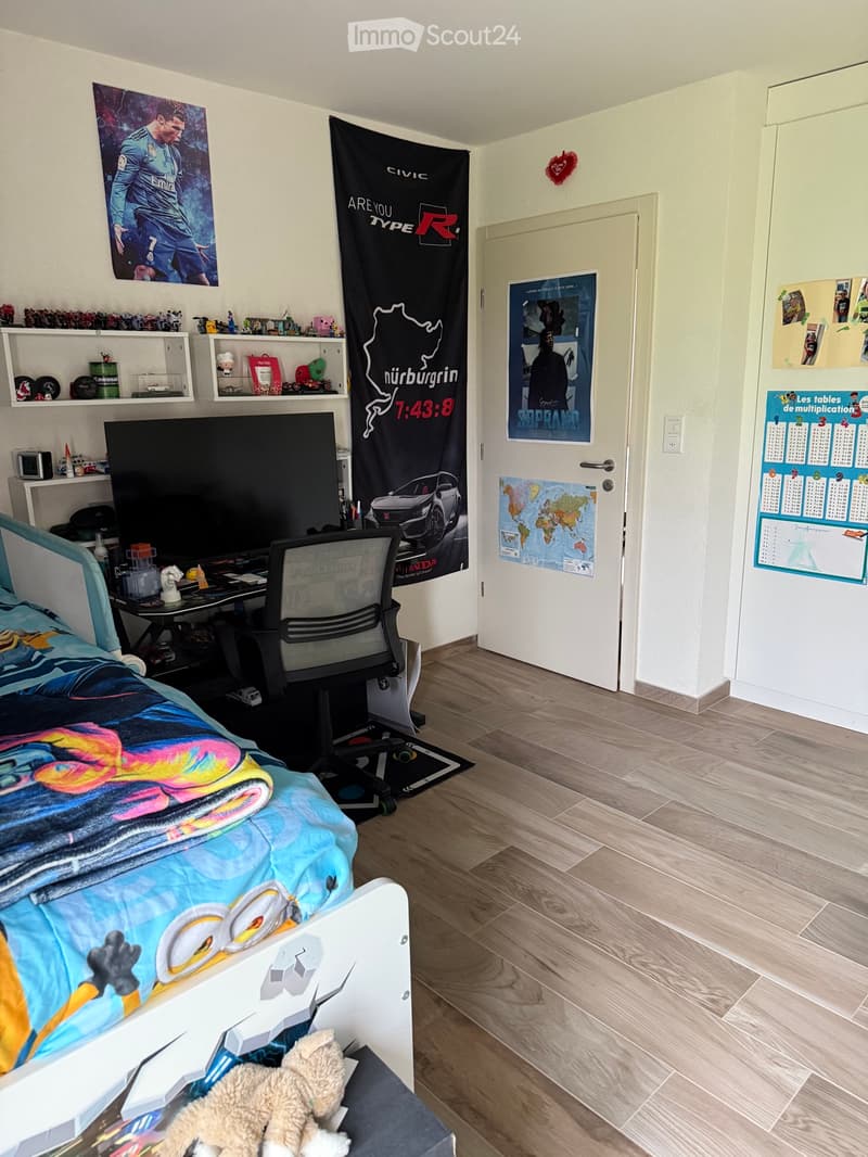 Apartment 3.5 rooms with 90 m² and 2 parking spaces (4)